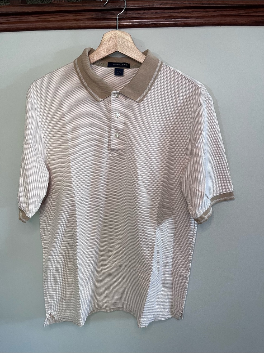 Lands End Mens Tan White Textured Honeycomb Polo Shirt Size M 38-40 Short Sleeve